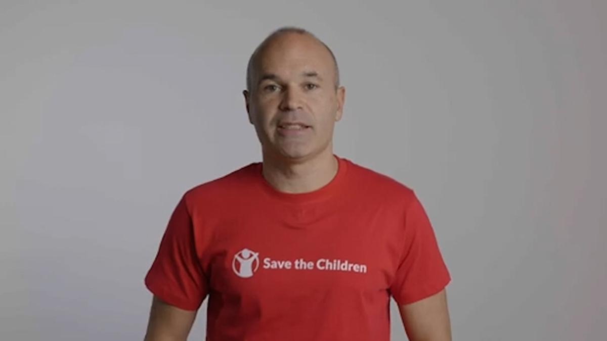 Iniesta colabora en la campaña de Save the Children