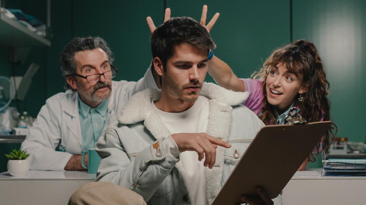 Álvaro Mel se incorpora a 'Animal' junto a Lucía Caraballo y Luis Zahera
