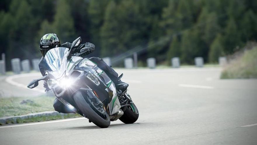 Nueva Kawasaki Ninja H2 SX SE+ 2019