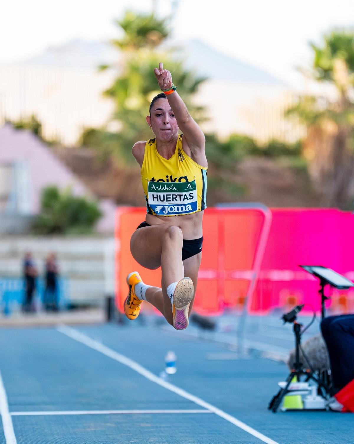 María Huertas, del CA Safor Teika de Gandia, compitió en salto de longitud