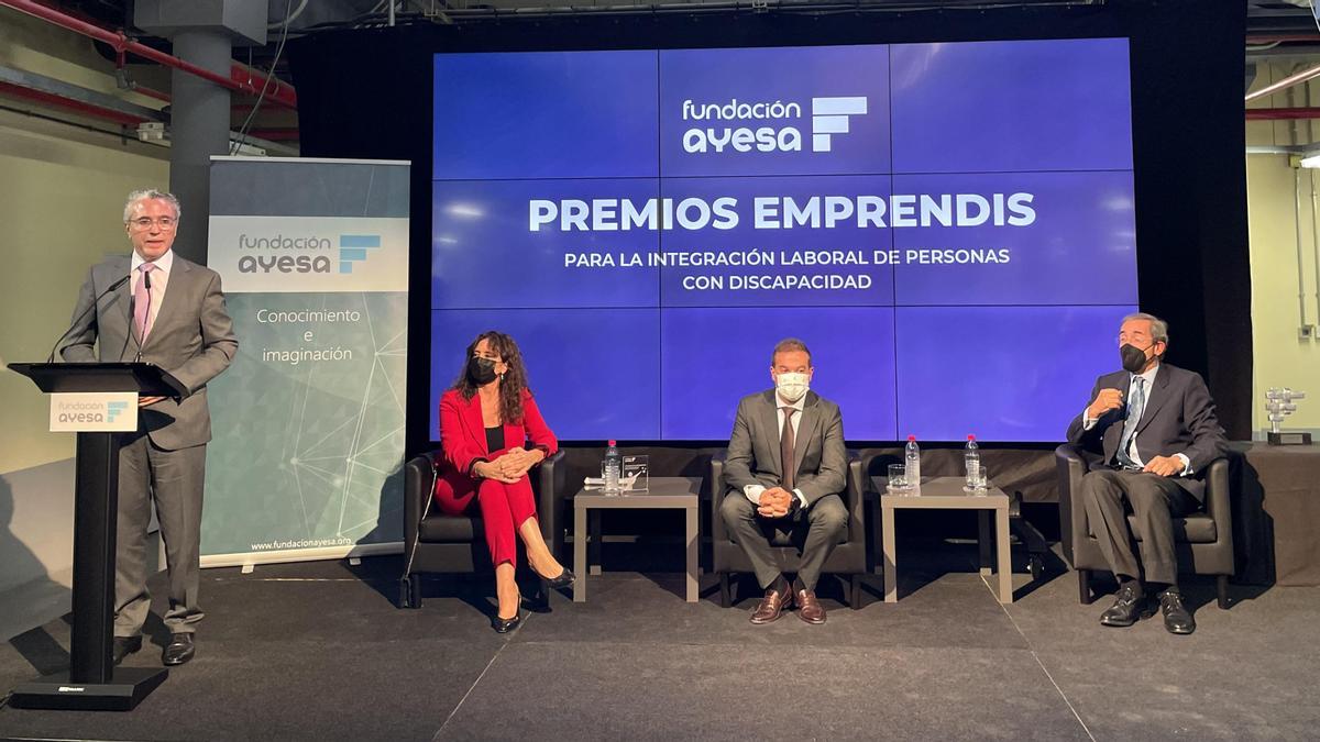 Acto de entrega del premio a la Fundación Prode.