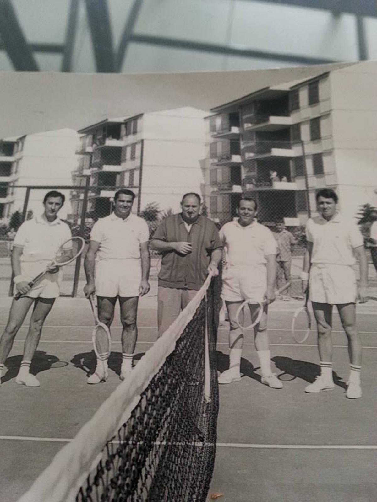 Fotogalería I Los apartamentos la Panderola de Benicàssim cumplen 60 años