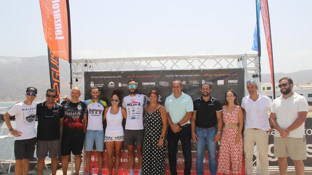 Presentación de la carrera Famara Total 2023 en el muelle de Caleta de Famara.