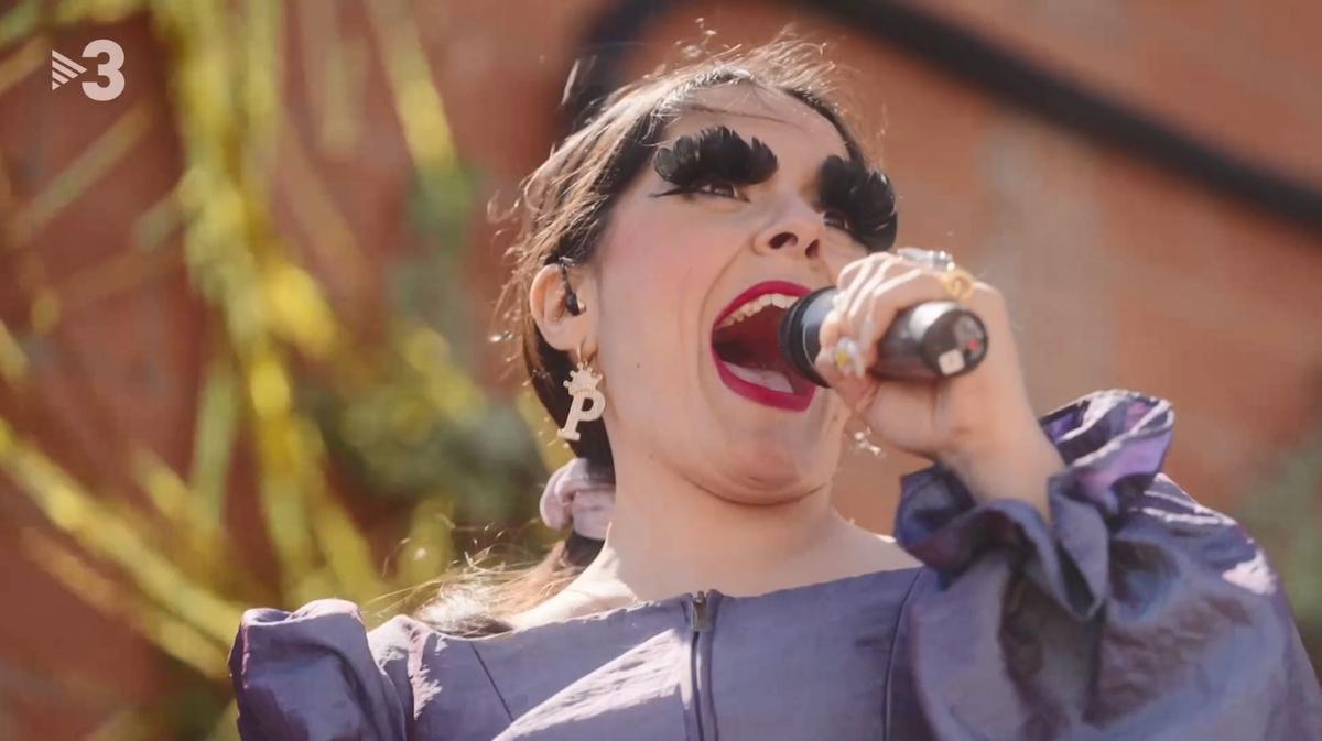 La crítica de Monegal: La copla, el cuplet nostrat i la vaselina La crítica de Monegal: La copla, el cuplet nostrat i la vaselina