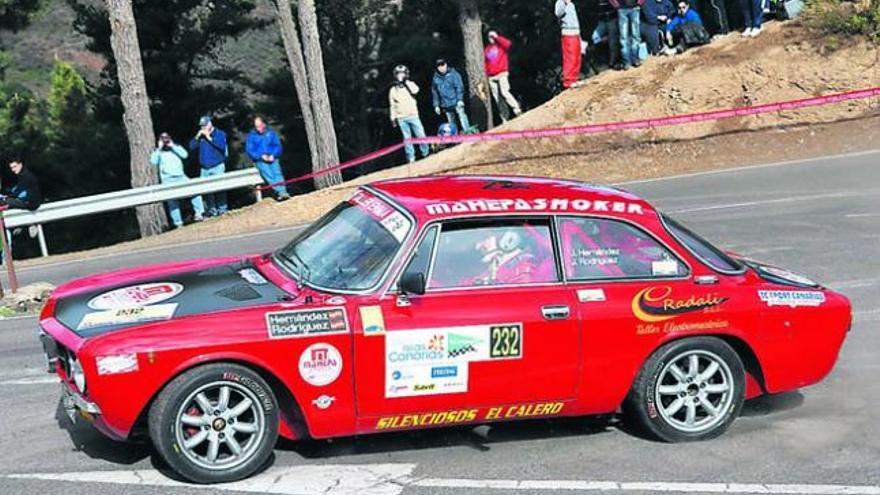 Juan Carlos Hernández estará presente con su Alfa Romeo GTV, en la categoría de históricos.