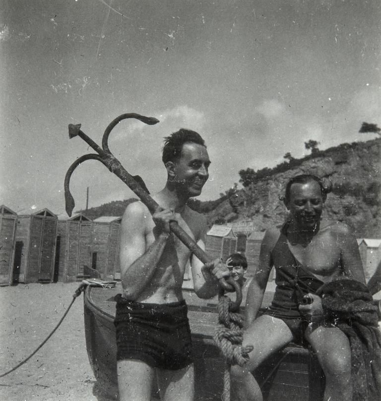 Un pescador amb una àncora.