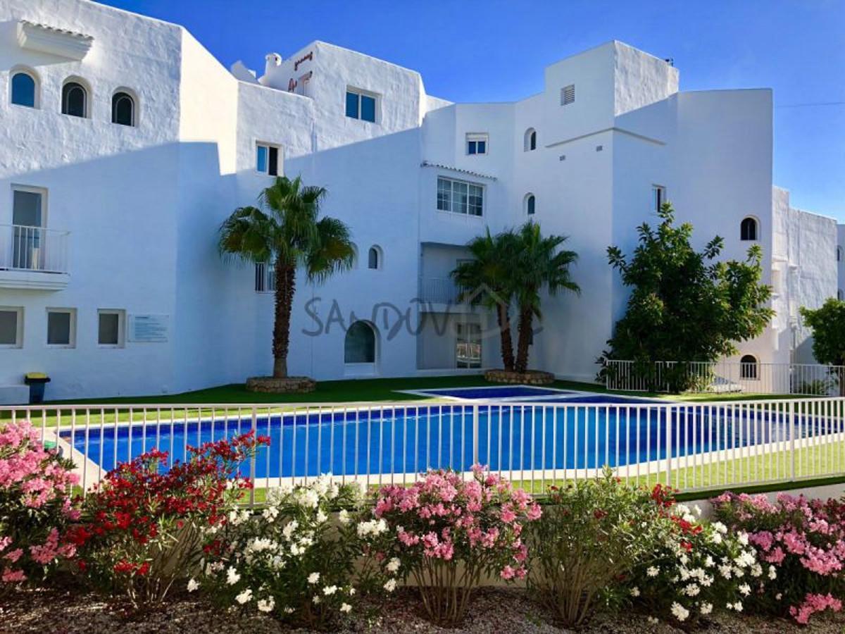 Piso con piscina y terraza en Sant Josep de Sa Talaia