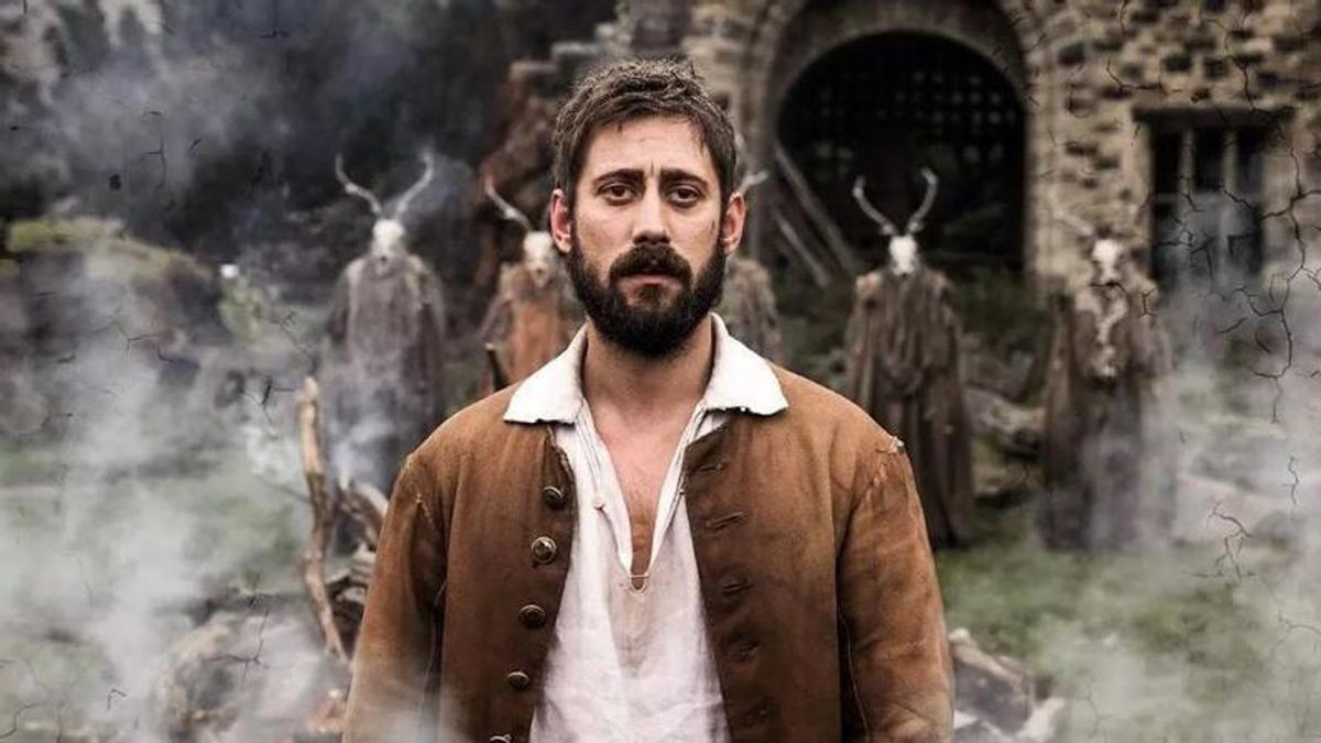 Michael Socha (David Hartley) en una imatge promocional de 'El patíbul'