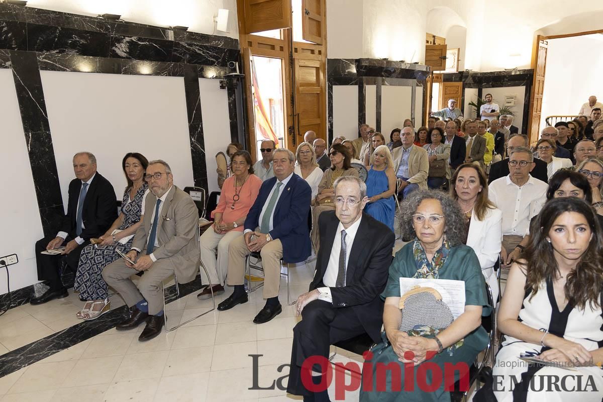 Así se ha vivido el emocionante acto del nombramiento de 'Hijo Predilecto' de Caravaca al doctor Juan Manuel Laborda