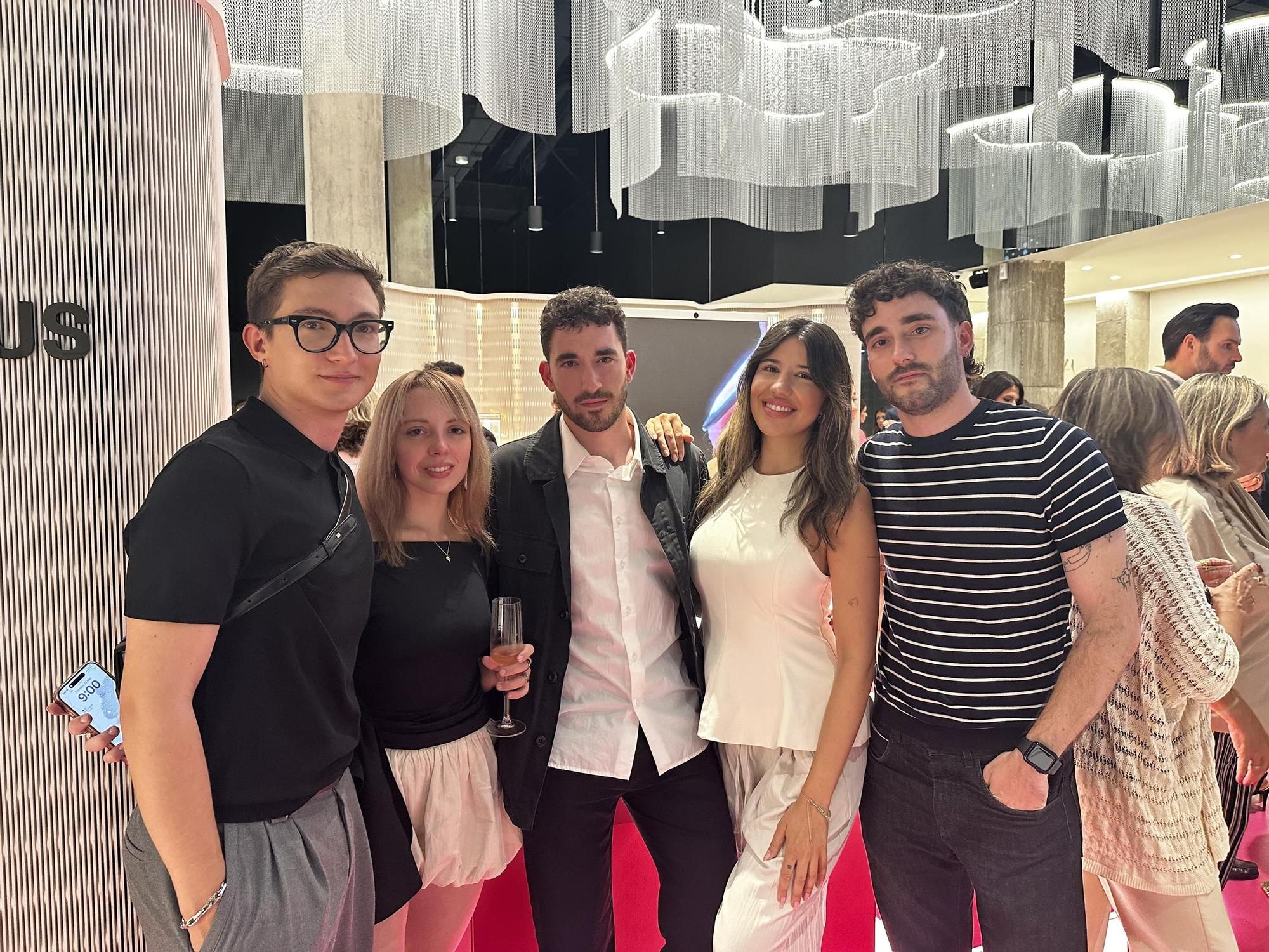 Nikita Grymak, Noelia Fernández, Fran Mansó, Paula Sales y Joan Mansó, de Agencia by..jpg