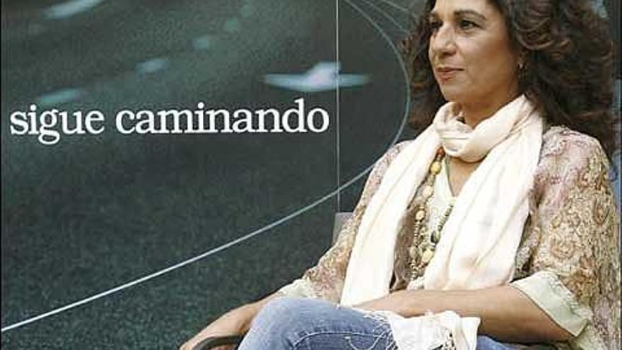 Lolita Flores, durante la presentación de su último disco 'Sigue Caminando'. / la opinión