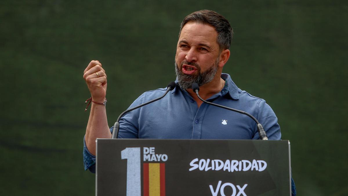 Abascal acusa a CCOO y UGT de inacción ante el desempleo y pide el fin del toque de queda