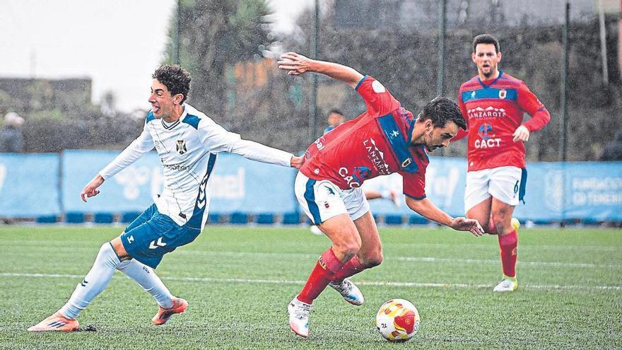 El Lanzarote tropieza ante otro rival directo