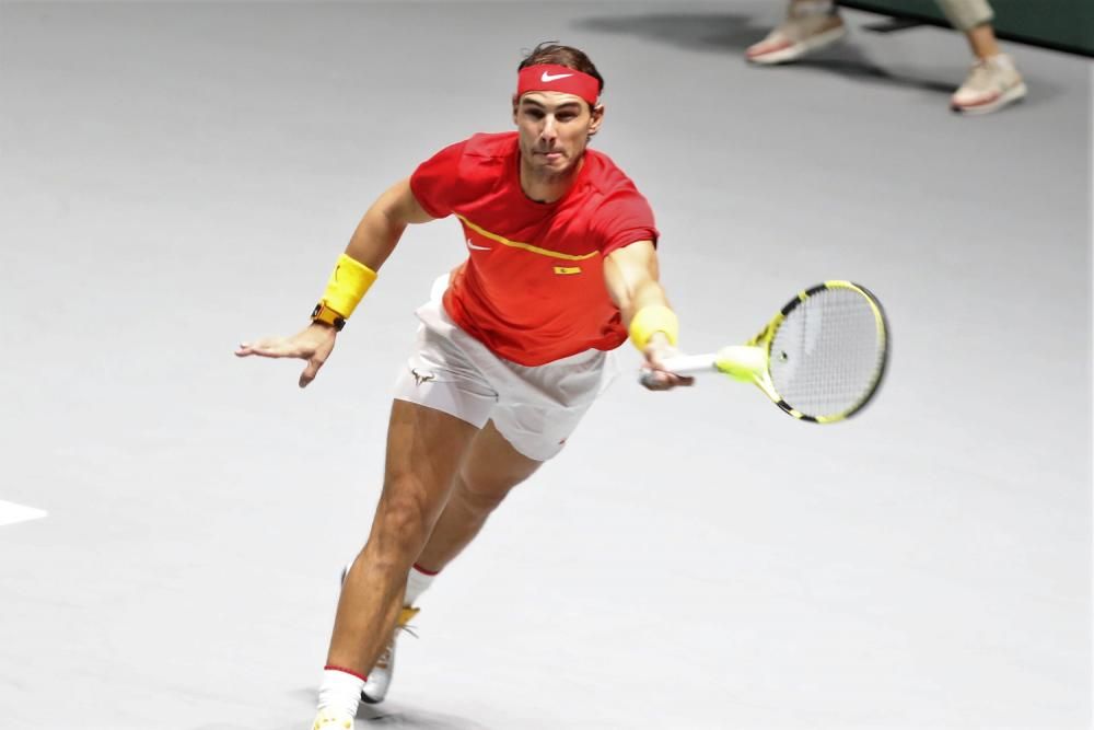 Un Nadal invencible deixa la sisena Davis a Espanya