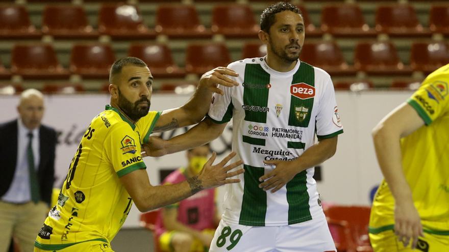 El brasileño Caio César, en el partido entre el Córdoba Futsal y el Jaén disputado en Vista Alegre.