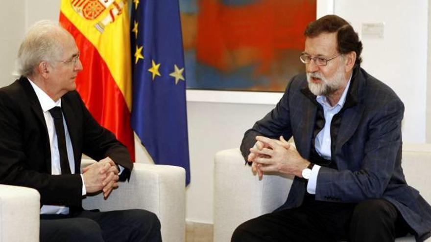 Antonio Ledezma es reuneix amb Mariano Rajoy a la Moncloa.