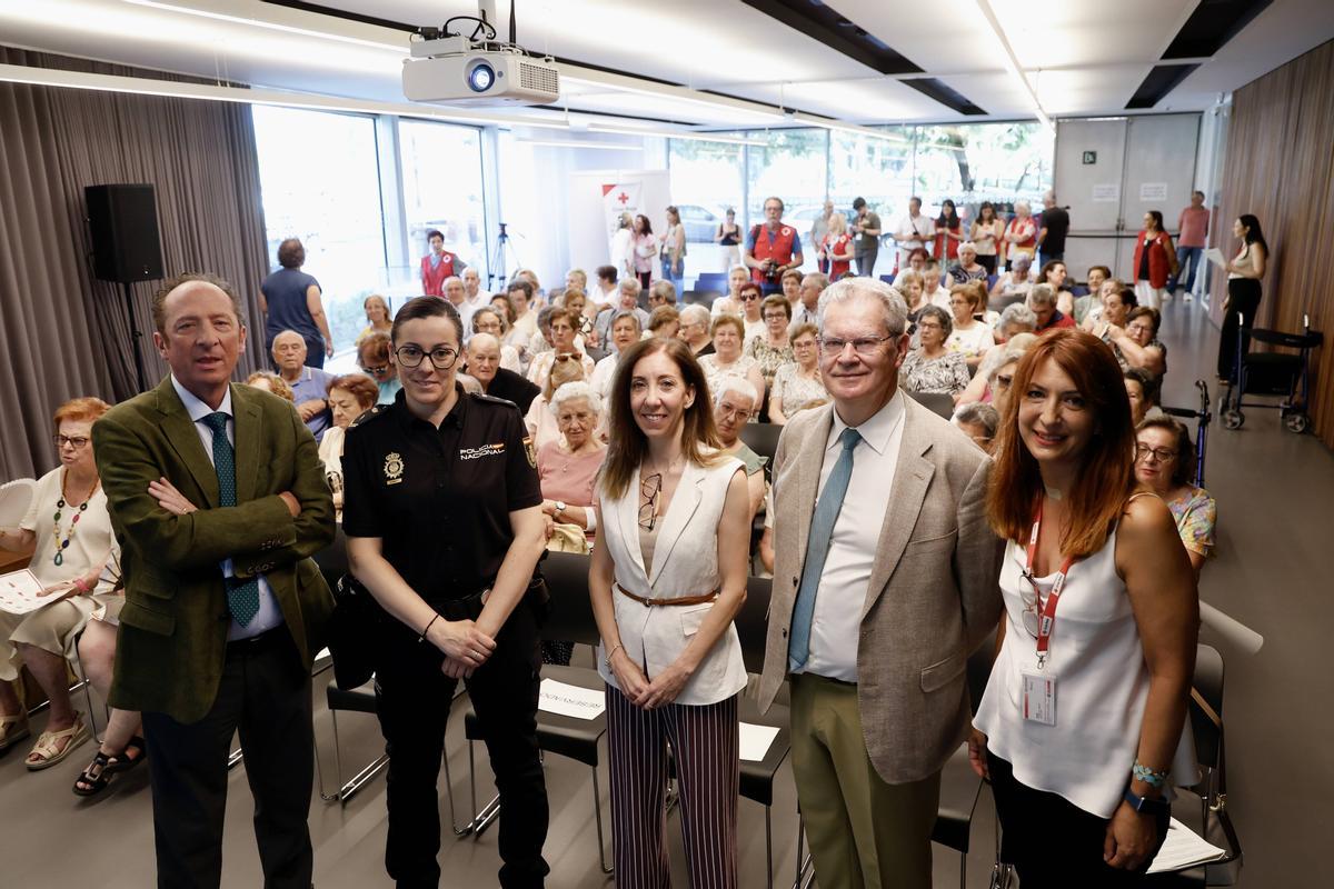 Córdoba. Cruz Roja celebra el Día Mundial de la Toma de Conciencia del Abuso y Maltrato en la Vejez