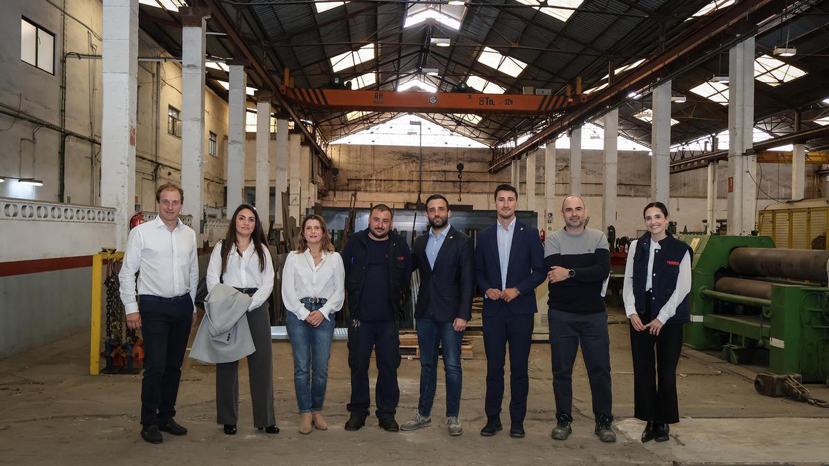 El alcalde y el concejal Iborra en la visita.