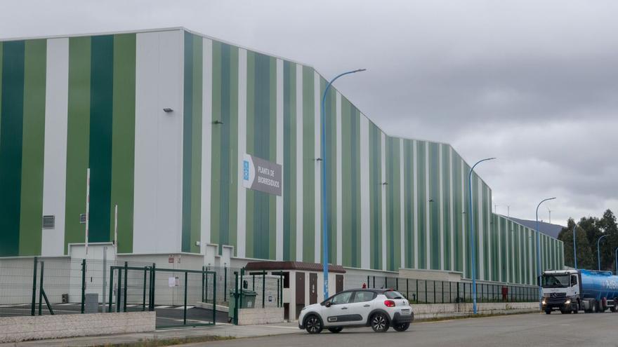 Nave de Sogama en el polígono industrial de Baión.
