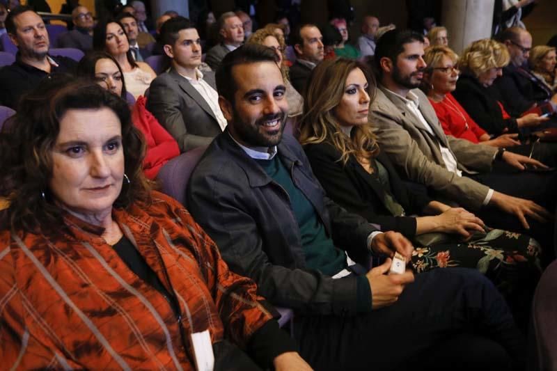 Mercedes Caballero, José Muñoz y Rosa Mustafá, altos cargos y diputados del PSPV