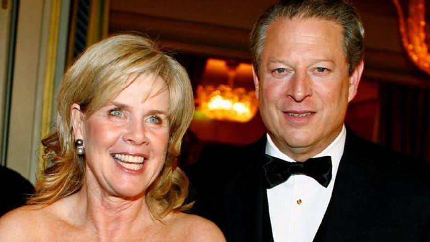 Al Gore y su esposa, Tipper, en una imagen de archivo./