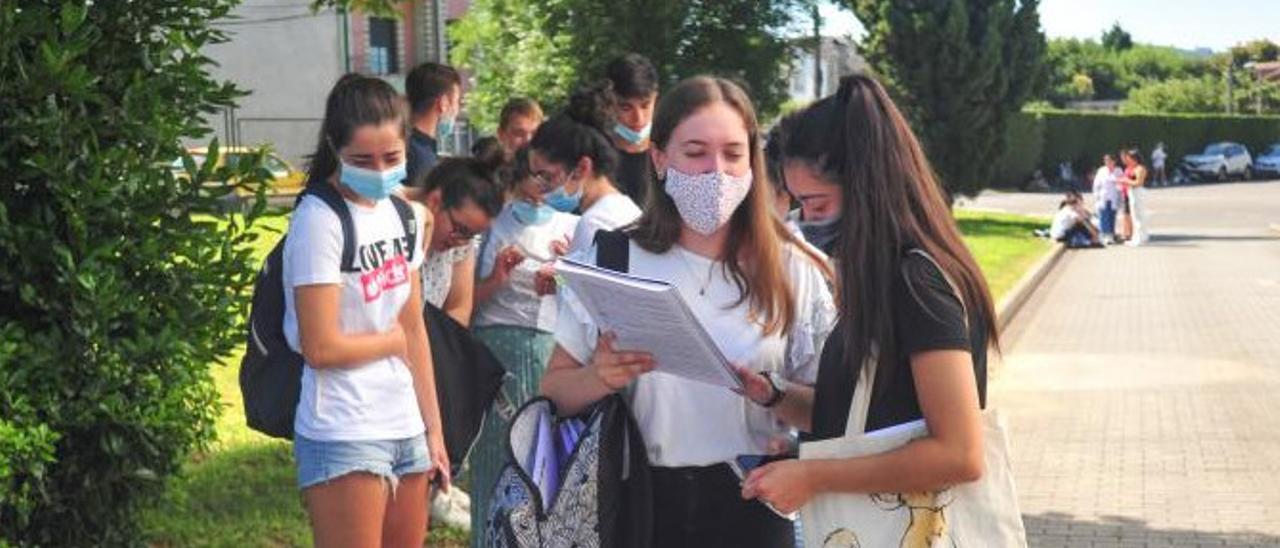 Jóvenes en la pasada ABAU.