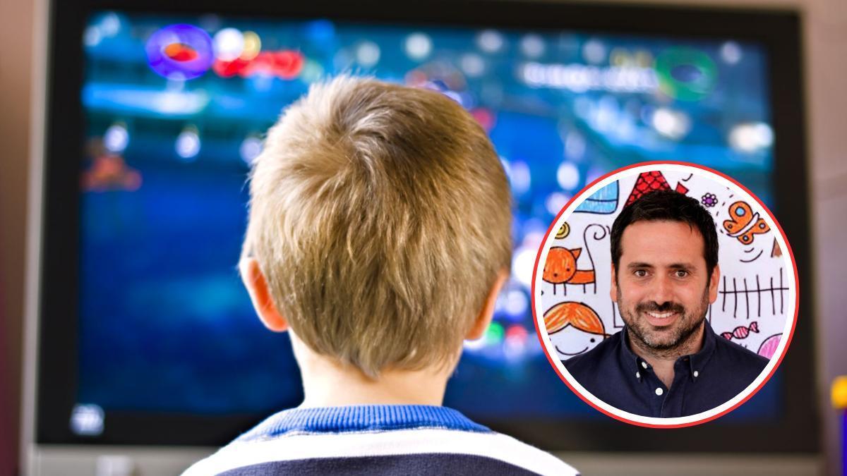 Así se despega a los hijos de la TV o la tablet, según el experto, Álvaro Bilbao.