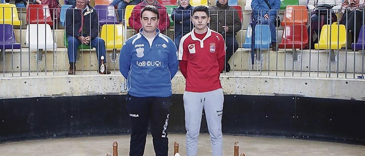 Elías Mier y Pablo Fernández antes de la final de categoría juvenil del año pasado.