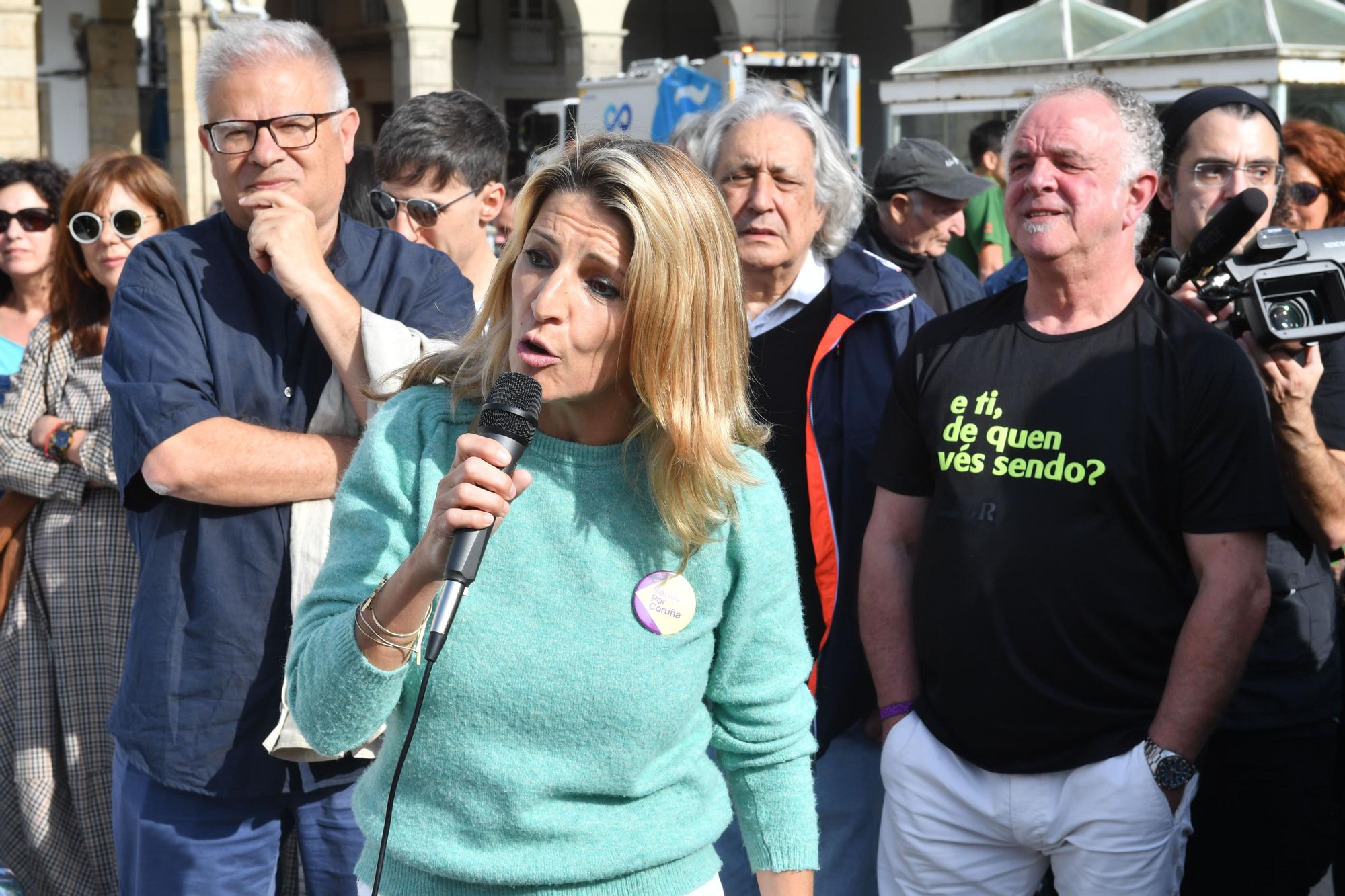 Visita de Yolanda Díaz para apoyar Por Coruña, la formación que encabeza José Manuel Sande