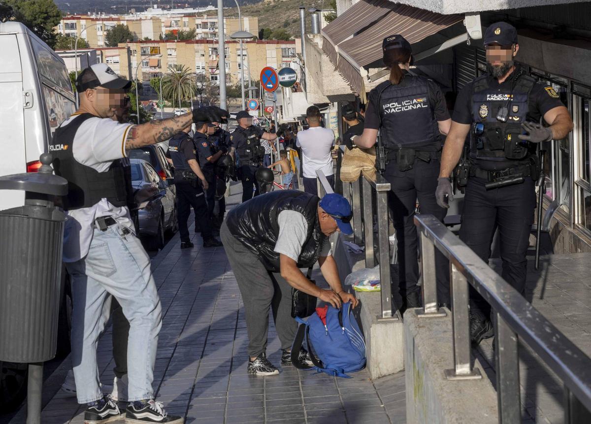Siete detenidos en un amplio operativo policial de seguridad en la Zona Norte de Alicante