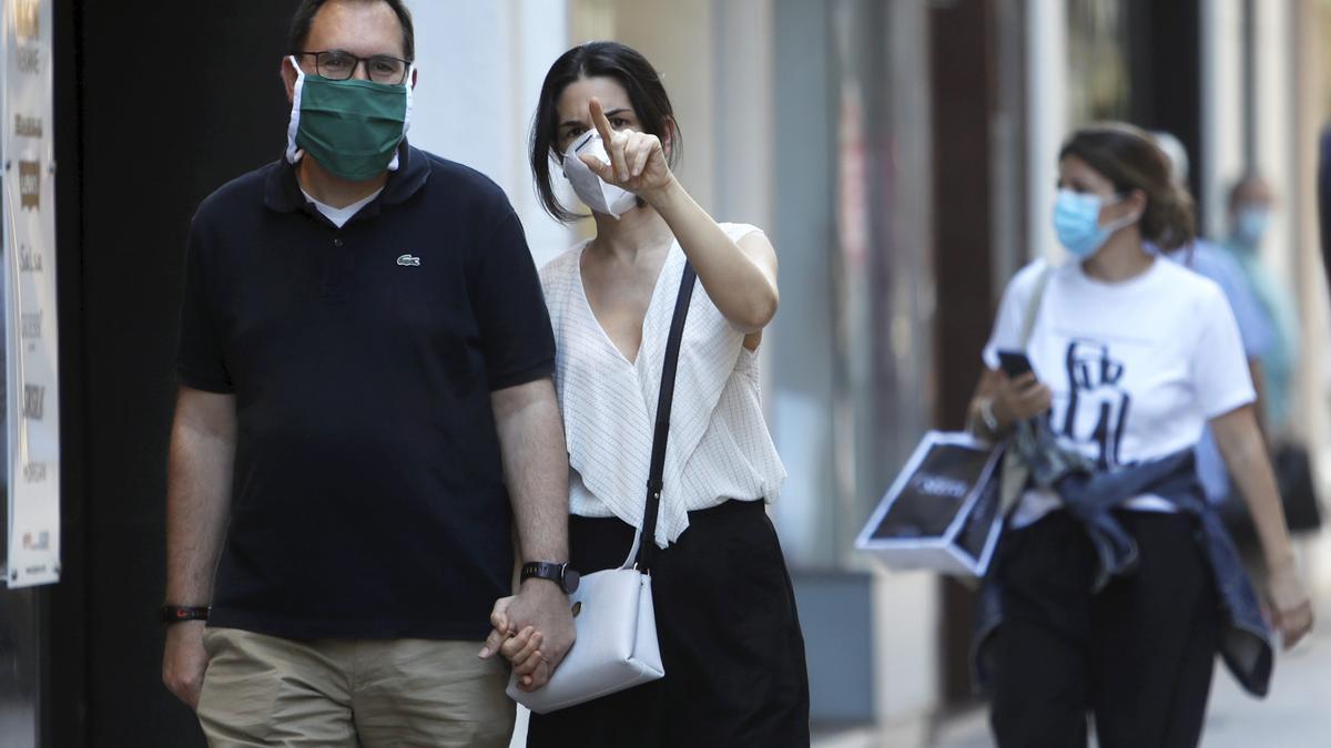 Las mascarillas, una constante en las calles de Castellón durante toda la pandemia.