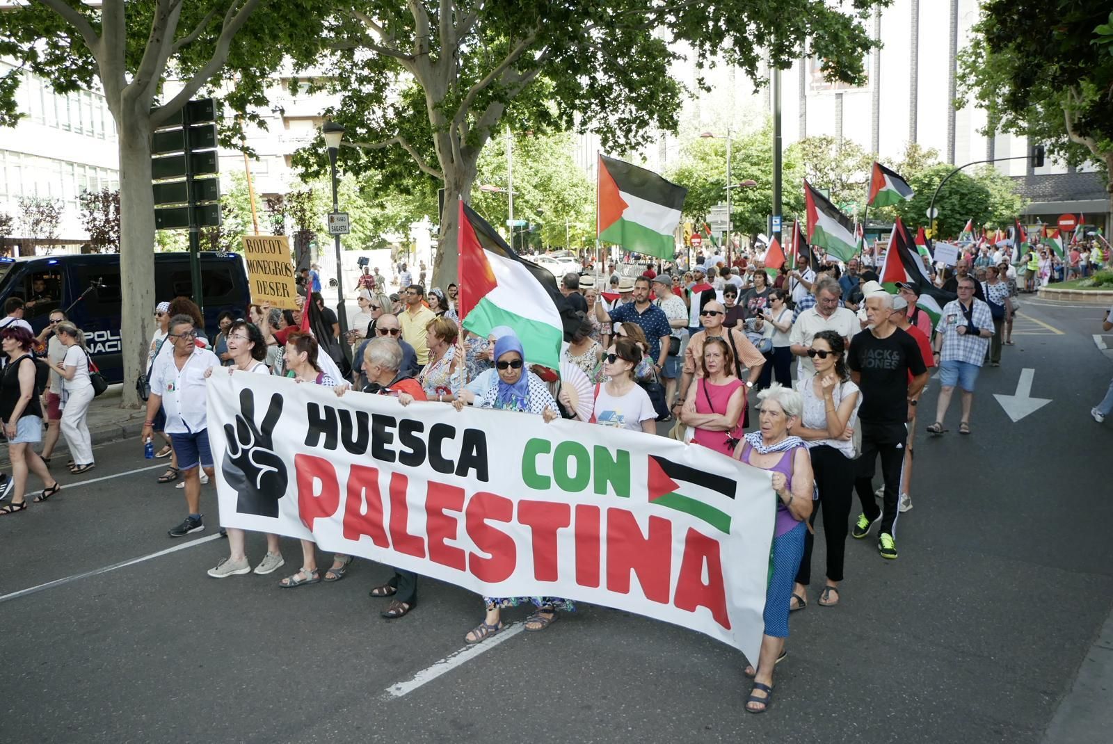 En imágenes | Manifestación en apoyo a Palestina en Zaragoza