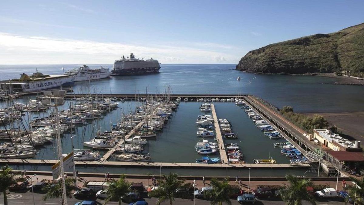 Panorámica del Puerto de San Sebastián de La Gomera
