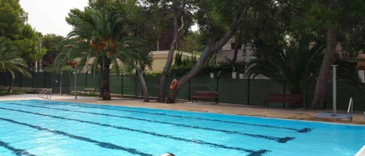 «Descontrol» en la piscina del Vedat