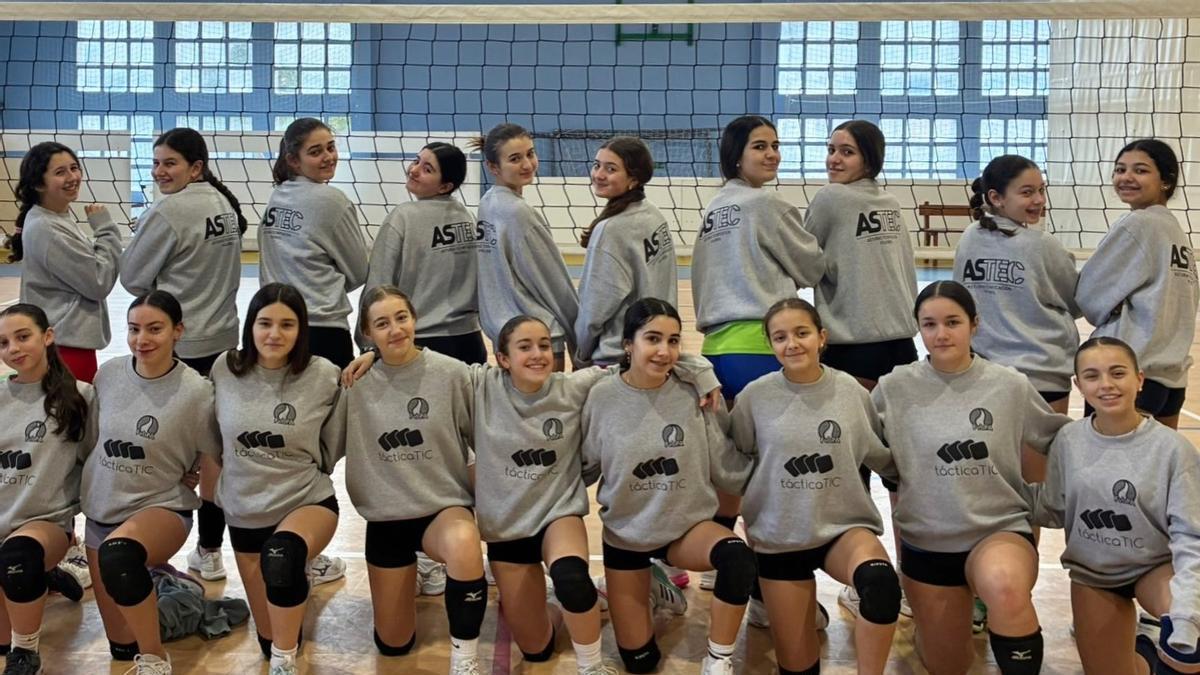 Jornadas de tecnificación de la Federación de Voleibol en Llanes