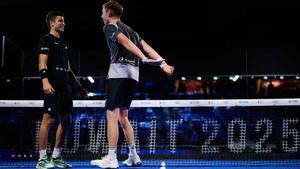 Gala y García tras conseguir el punto de la victoria