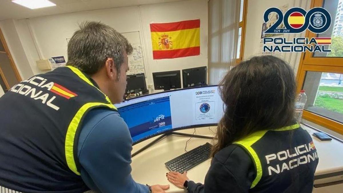 Un falso amor virtual en Líbano lleva a una agencia de viajes de Málaga a estafar 100.000 € a 55 clientes