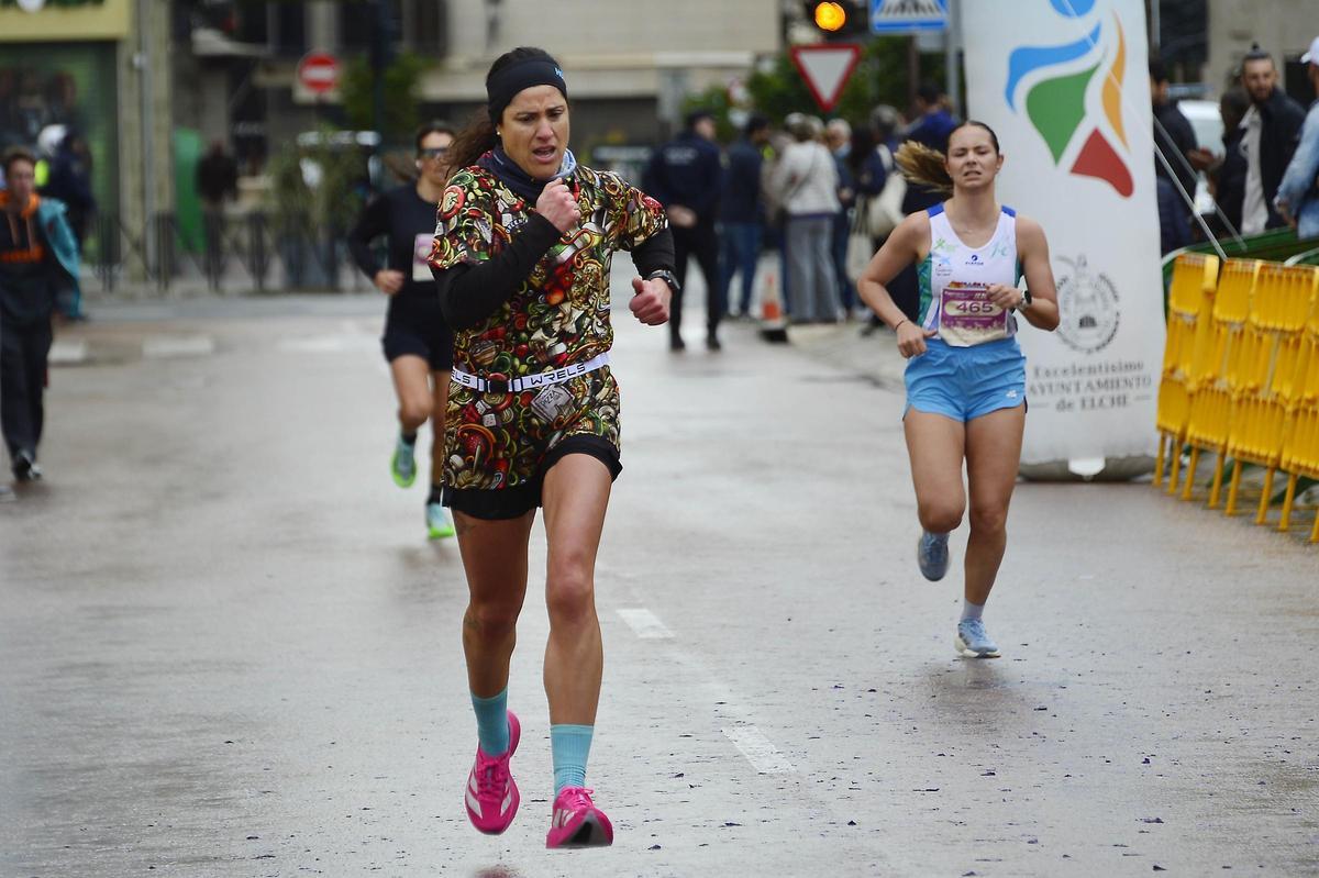 Carrera de la mujer en Elche