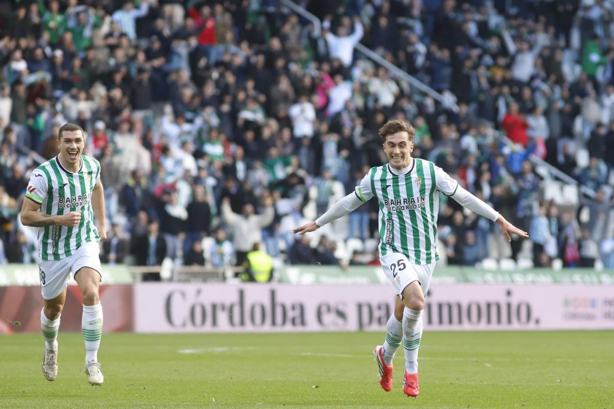 Mikel Goti celebra su gol ante el Leganés en El Arcángel.