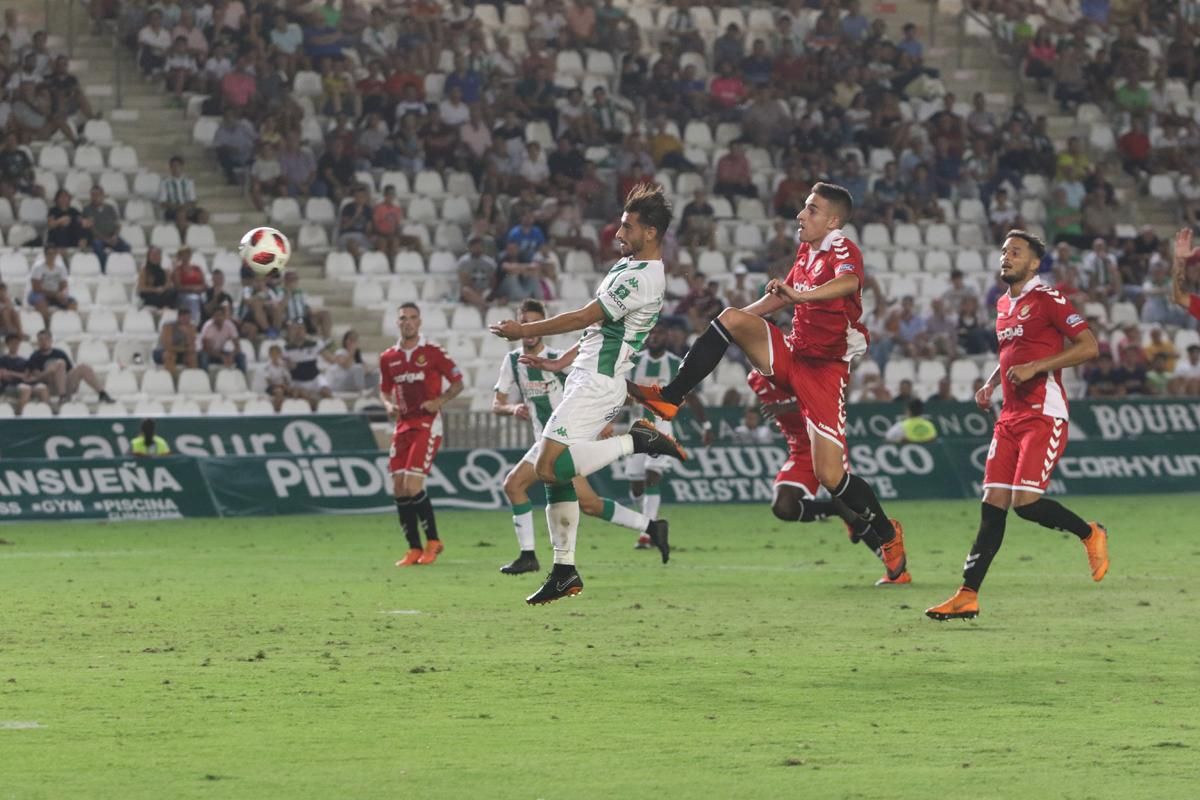 Las imáges del encuentro de Copa del Rey entre el Córdoba C.F. y el Nástic