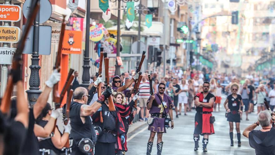 Una imagen de las fiestas de Moros y Cristianos de Guardamar del Segura