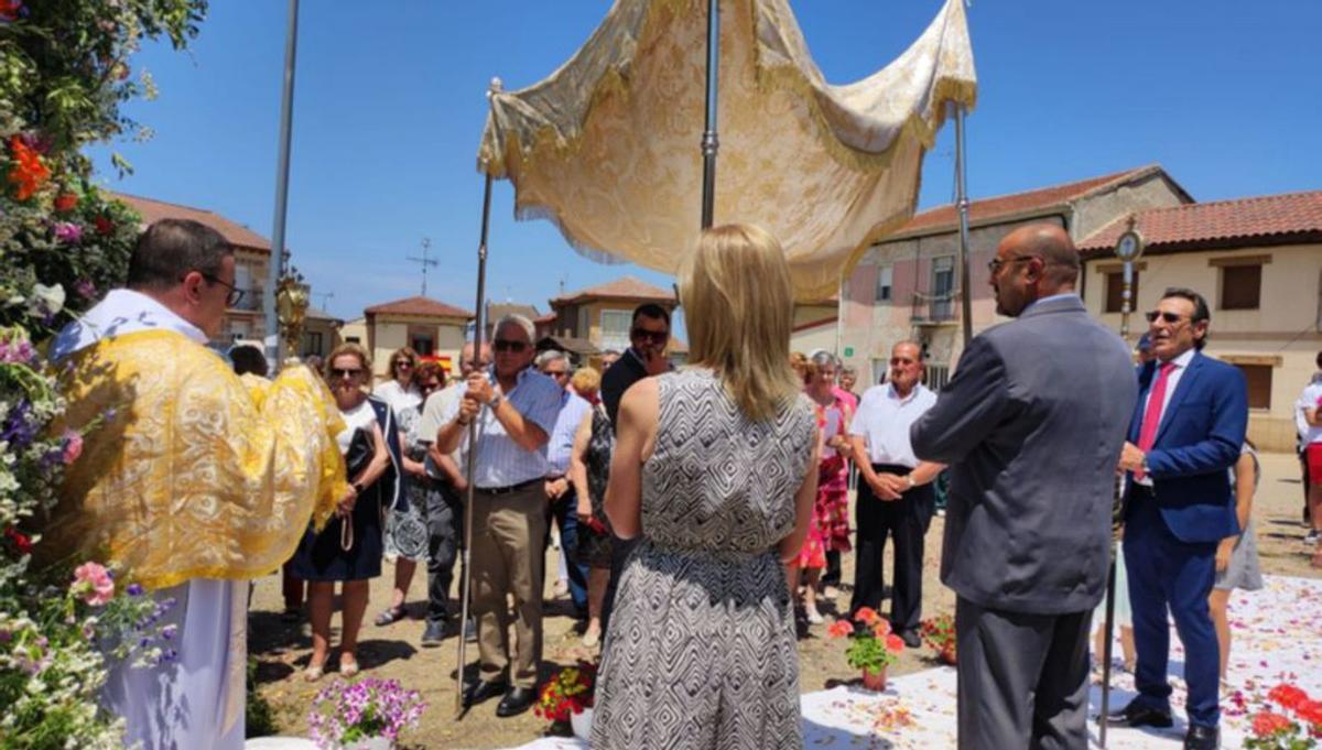 Santibáñez engalana sus calles en honor a San Juan