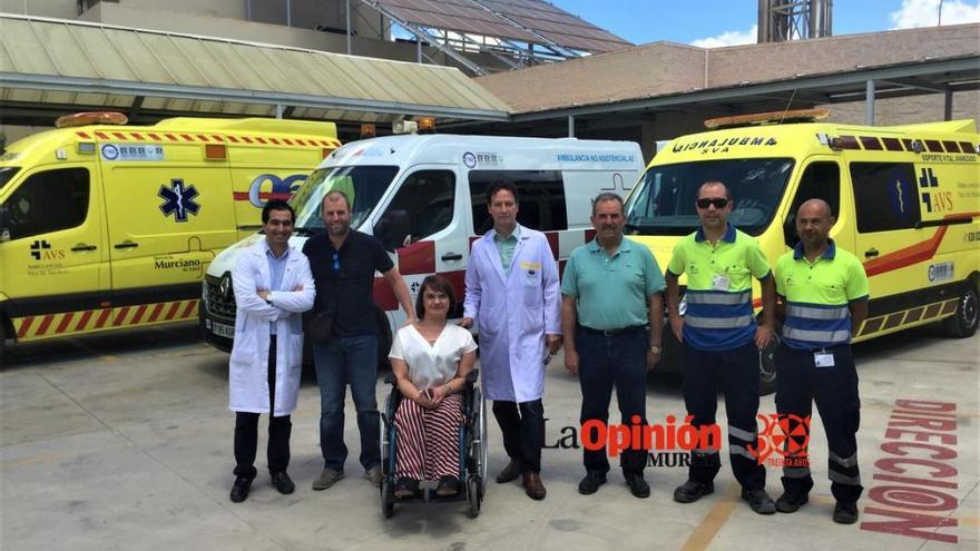 Tres  nuevas ambulancias completan la flota