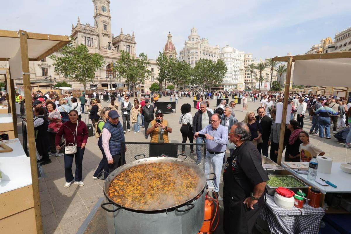 Aspecto de la plaza del Ayuntamiento, este mañana