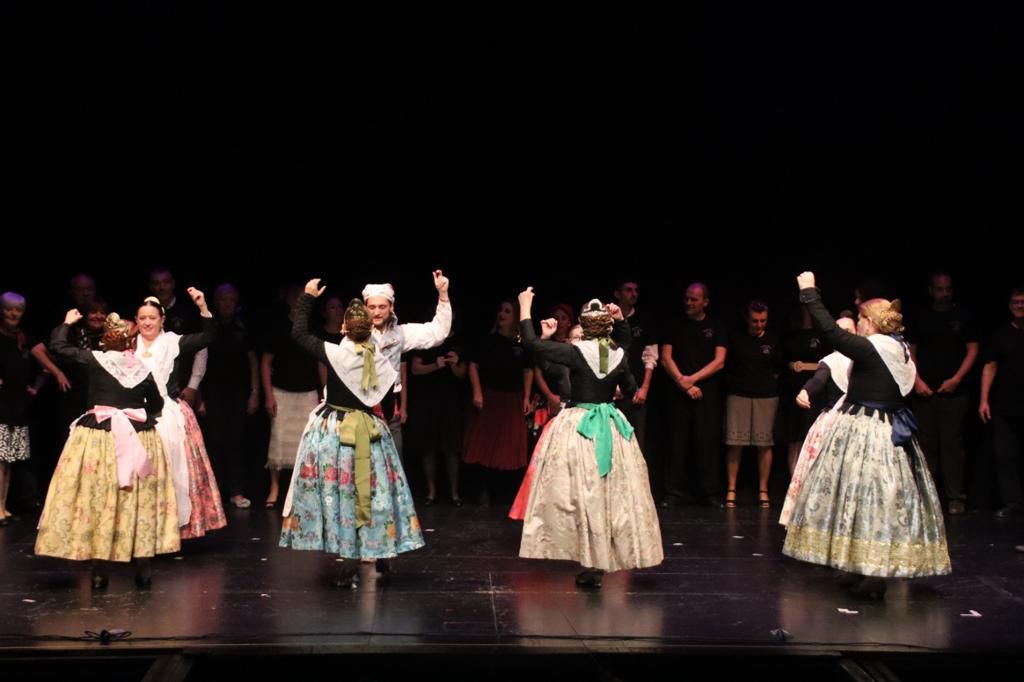 Estrena del musical "Tot per l'Aire" de la Unió Musical d'Alaquàs