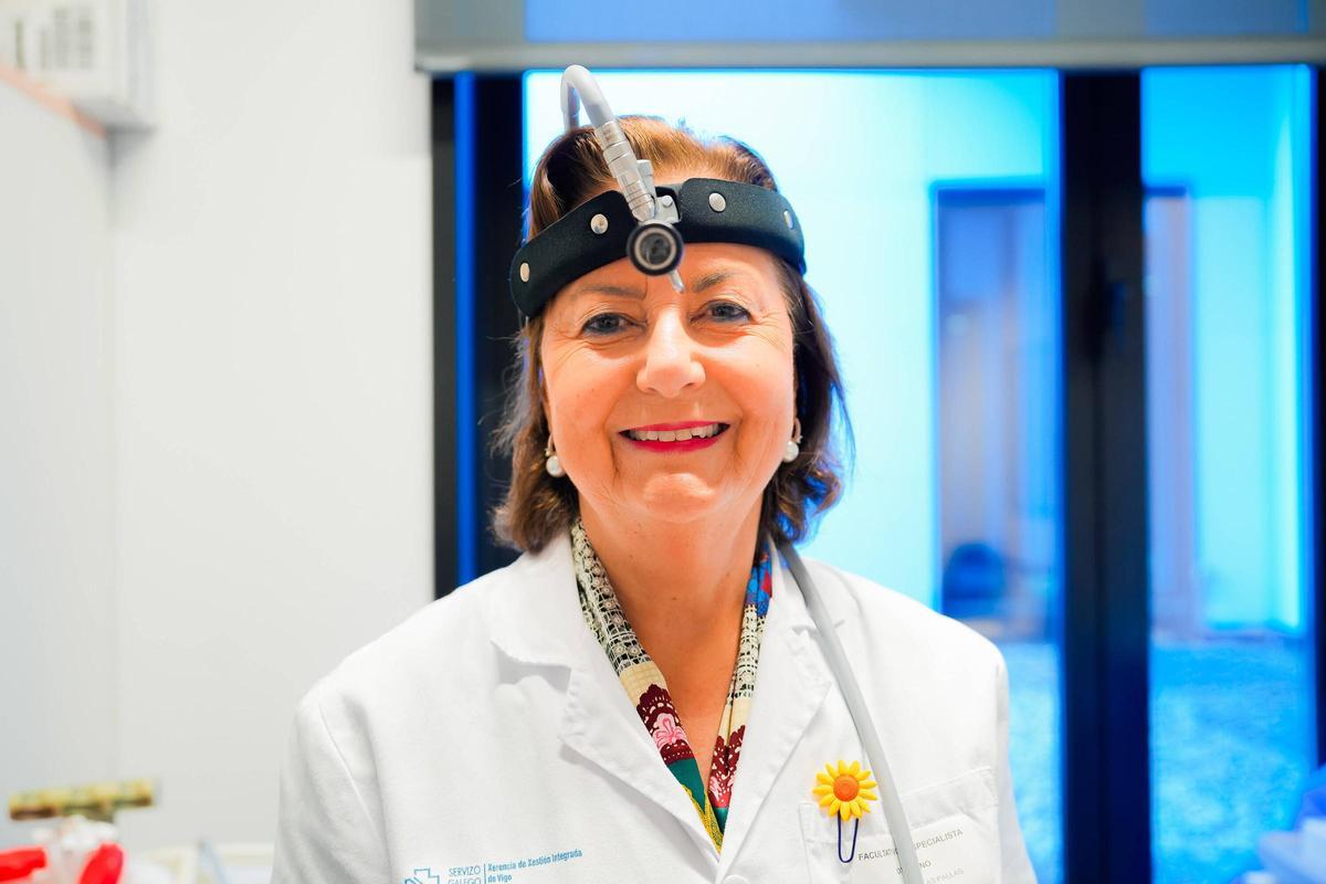 La otorrino Estrella Pallas, en el Hospital Cunqueiro de Vigo.