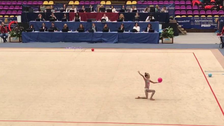 La ceheginera Maravillas Tudela, medalla de plata en el Nacional de Valladolid