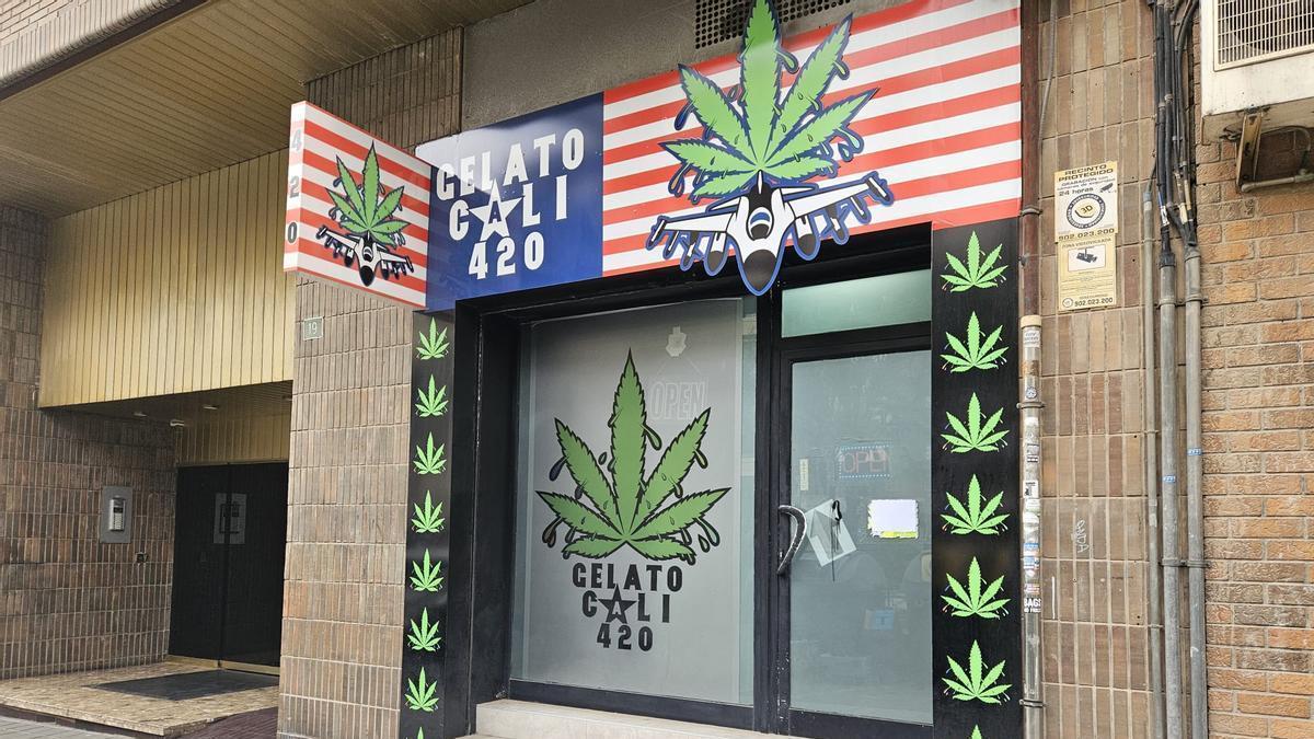 Dos detenidos por tráfico de drogas en un club cannábico a cien metros de la Comisaría Provincial de Alicante