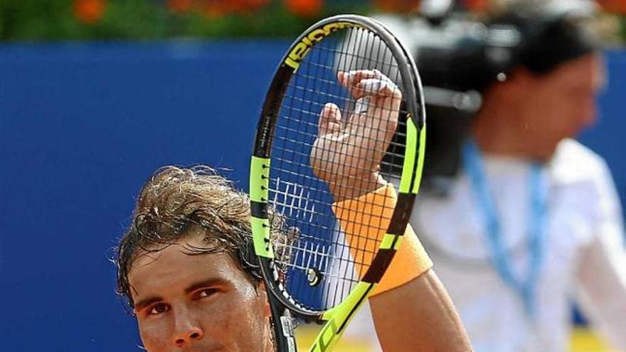 Nadal debuta al Godó amb una fàcil victòria en dos sets davant de Granollers