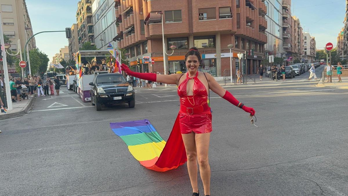 La manifestación del Orgullo LGTBI en Elche, en imágenes